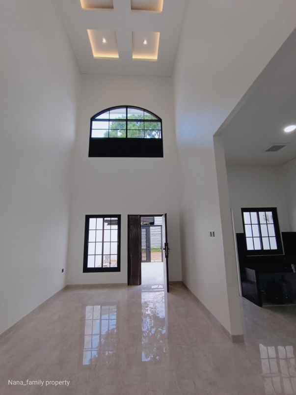 dijual rumah jalan raya joglo jakarta barat
