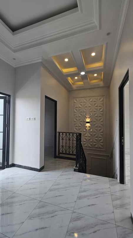 dijual rumah jalan raya kalimulya kp