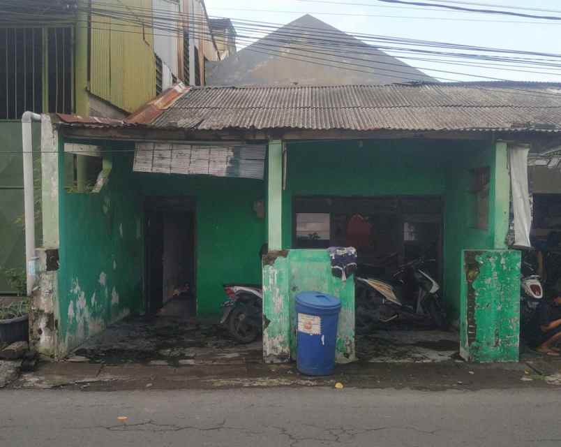 dijual rumah jambangan