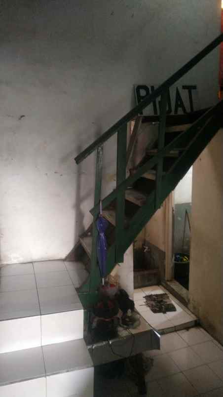 dijual rumah jambangan