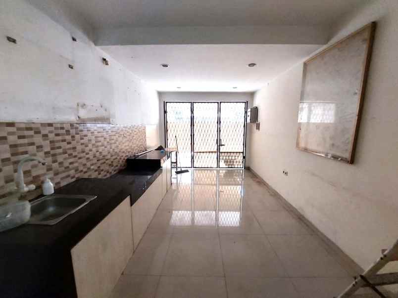 dijual rumah janur indah kelapa gading