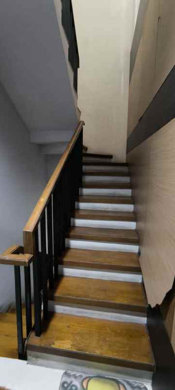 dijual rumah janur kuning