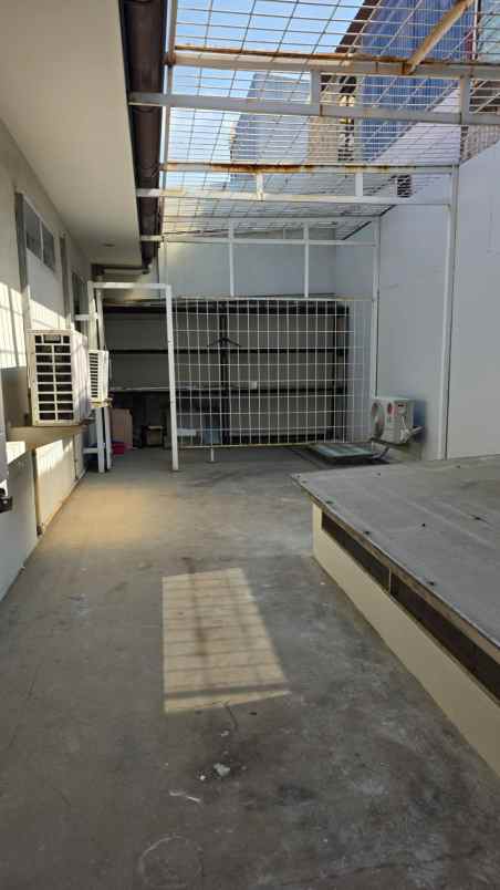 dijual rumah janur kuning residence