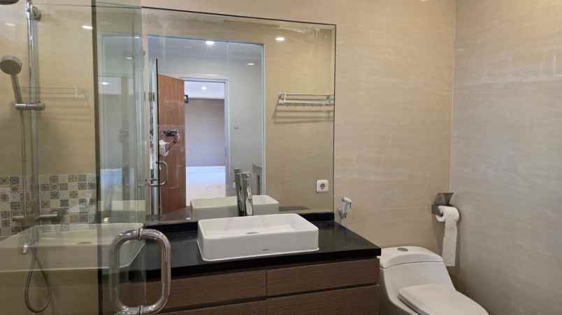 dijual rumah janur kuning residence