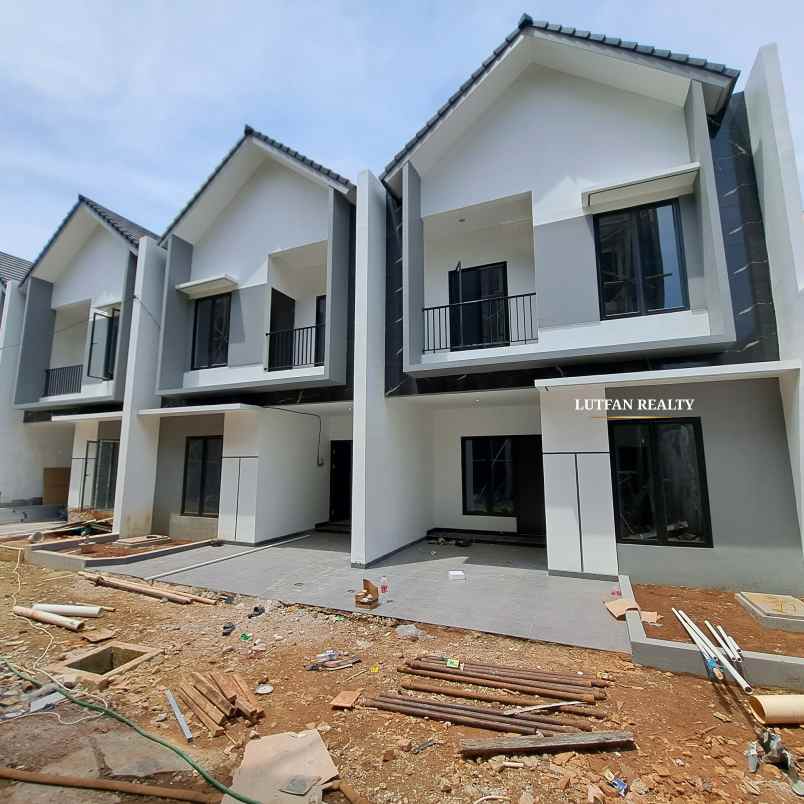 dijual rumah jati padang raya