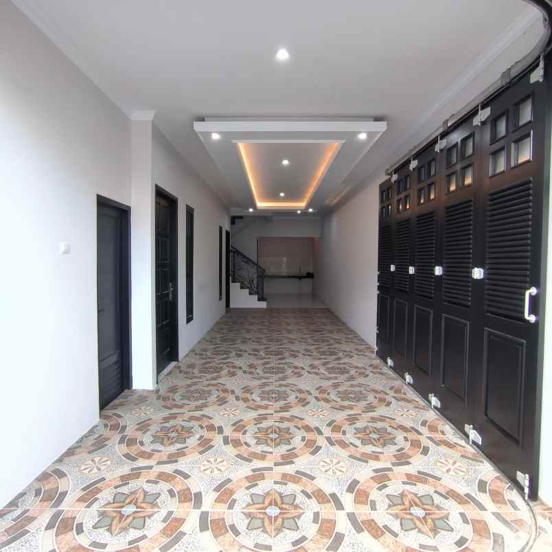 dijual rumah jatipadang poncol jatipadang