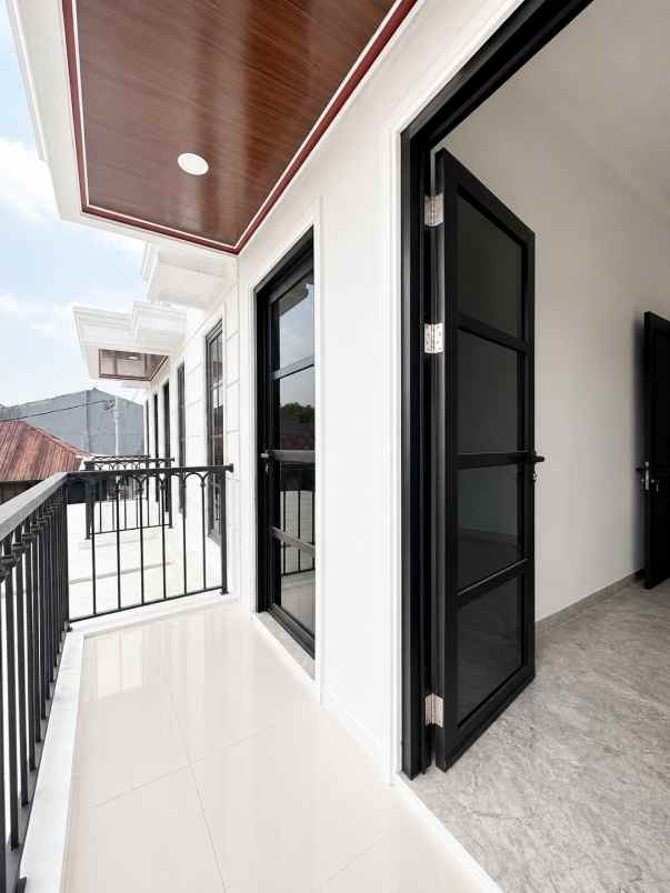 dijual rumah jatiwaringin