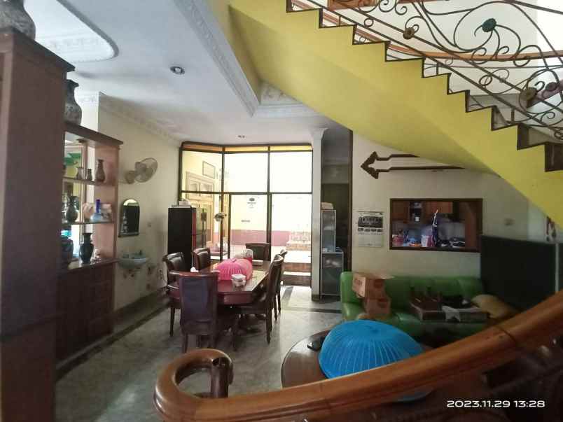 dijual rumah jl caman raya jatibening
