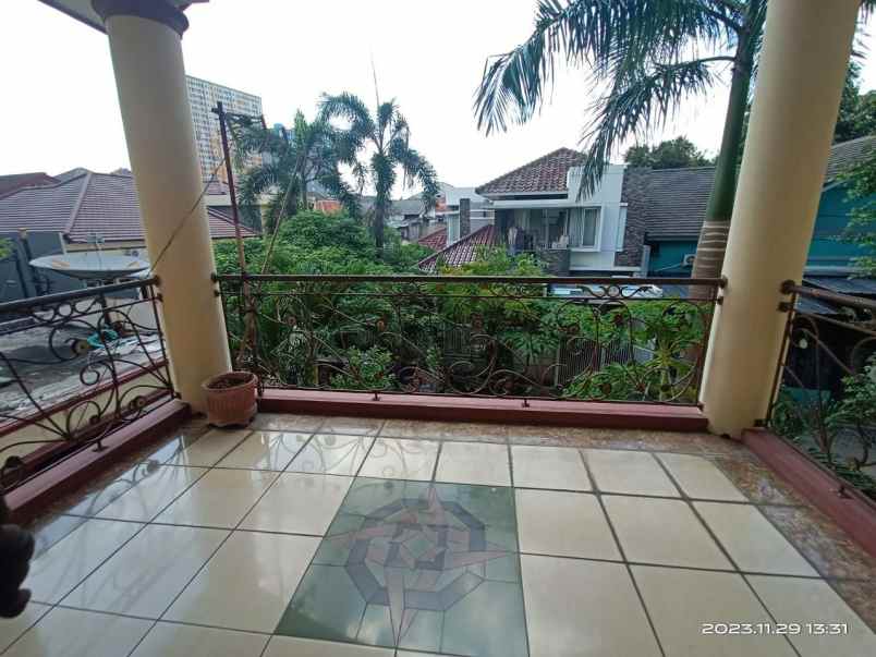 dijual rumah jl caman raya jatibening