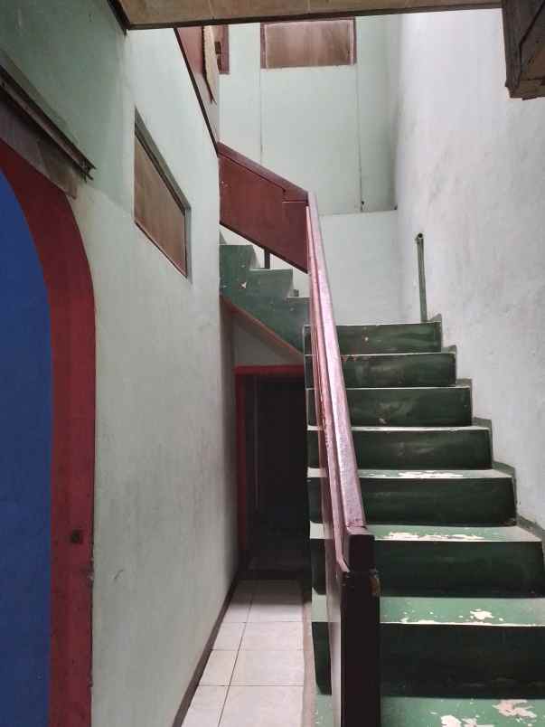 dijual rumah jl cipinang kebembem