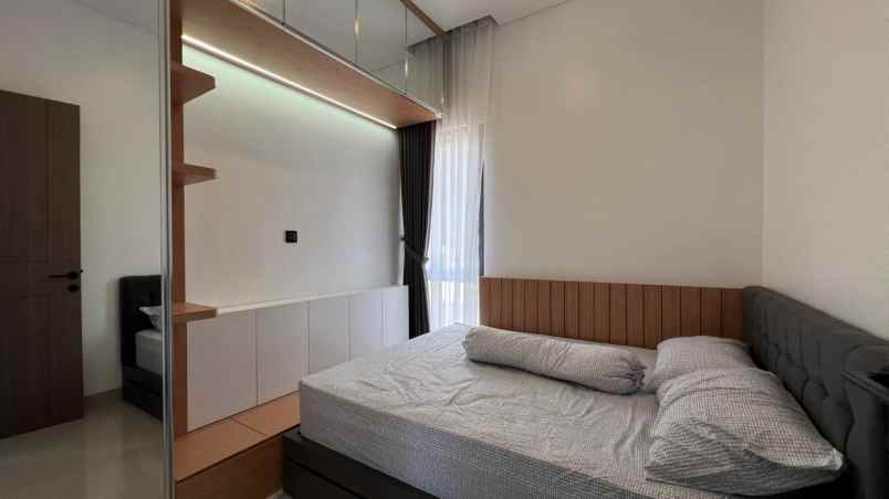 dijual rumah jl cisitu dago bandung