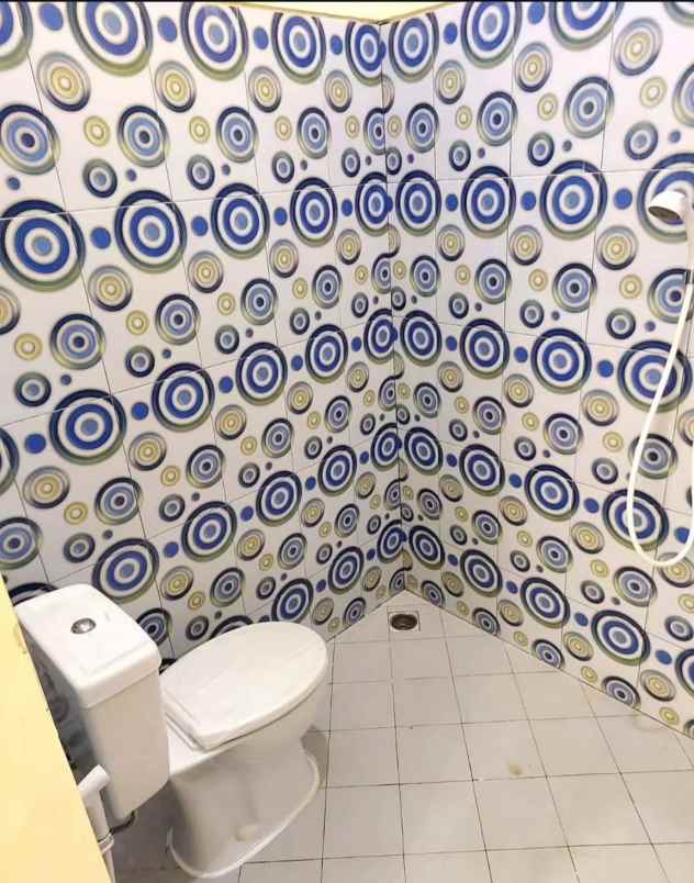 dijual rumah jl gito gati