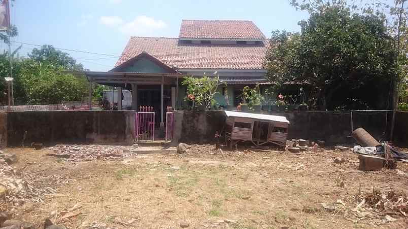 dijual rumah jl kijatira no 115 rt 017