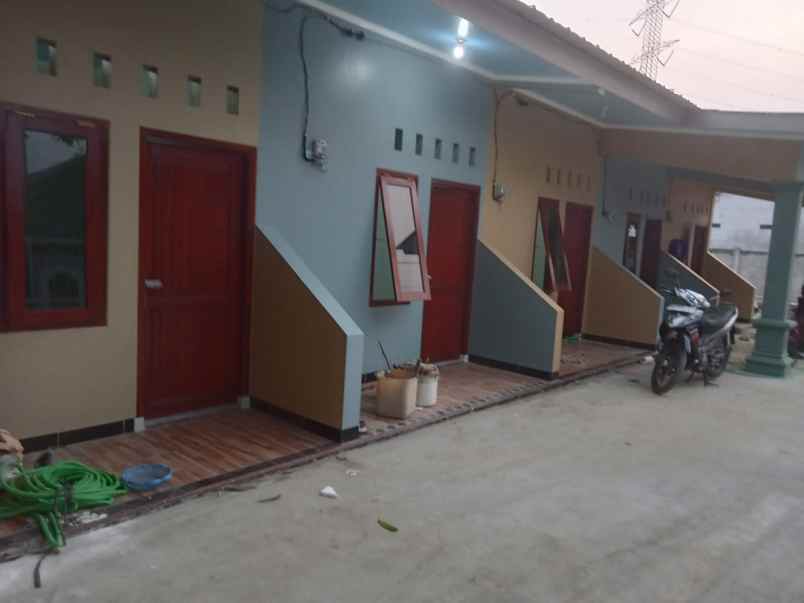 dijual rumah jl kp pelaukan rt 001 001