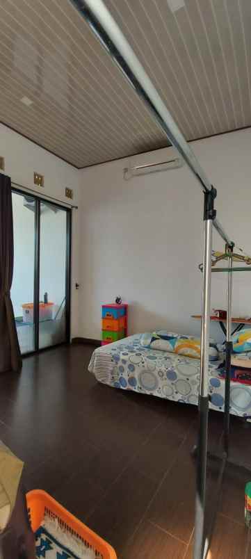 dijual rumah jl letda nasir