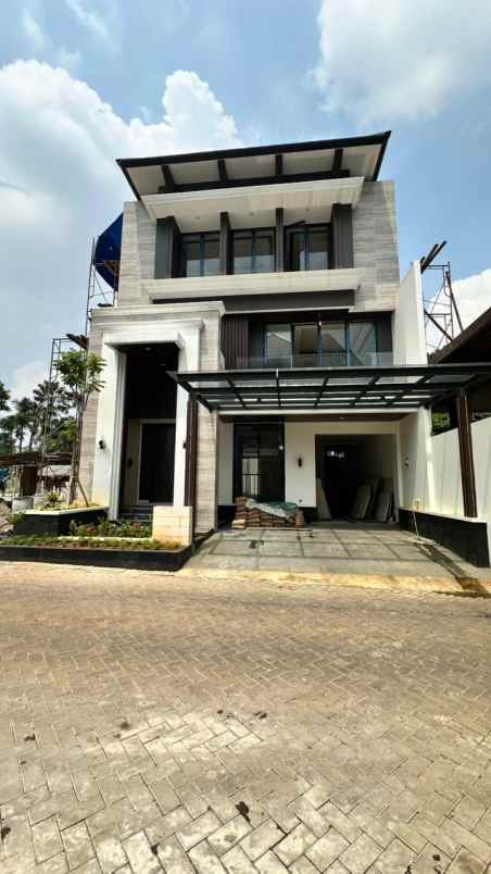 dijual rumah jl margasatwa cilandak