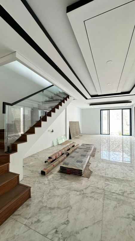 dijual rumah jl margasatwa cilandak