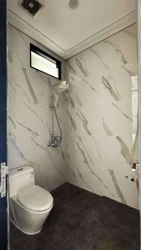 dijual rumah jl margasatwa cilandak