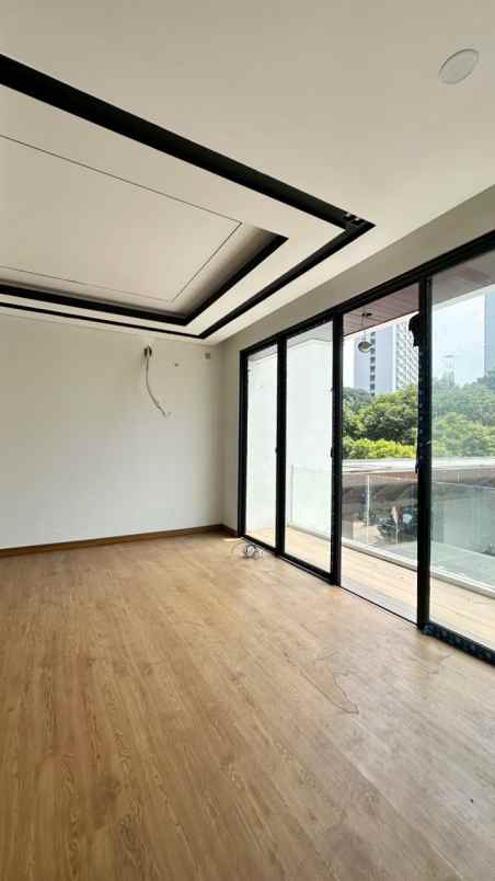 dijual rumah jl margasatwa cilandak