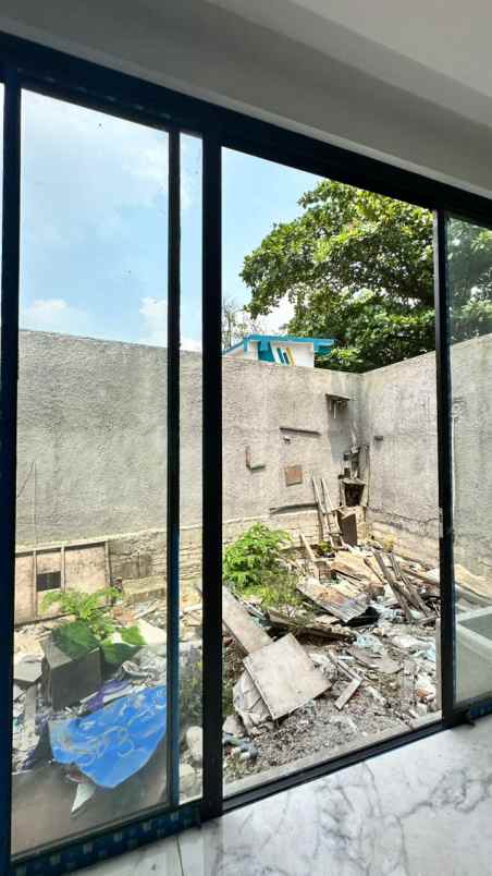 dijual rumah jl margasatwa cilandak