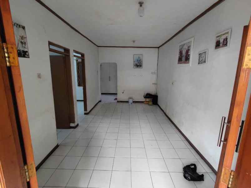 dijual rumah jl merkuri tata surya