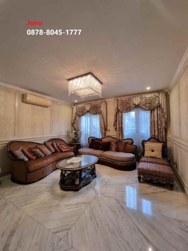 dijual rumah jl metro