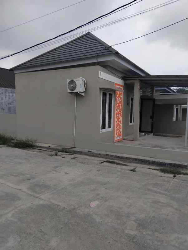 dijual rumah jl nelayan