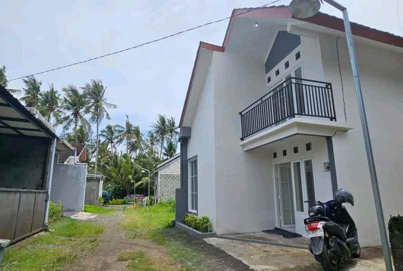 dijual rumah jl parangtritis km 16