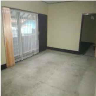 dijual rumah jl pariwisata mustang