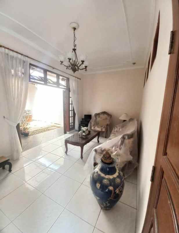 dijual rumah jl pondok kelapa duren