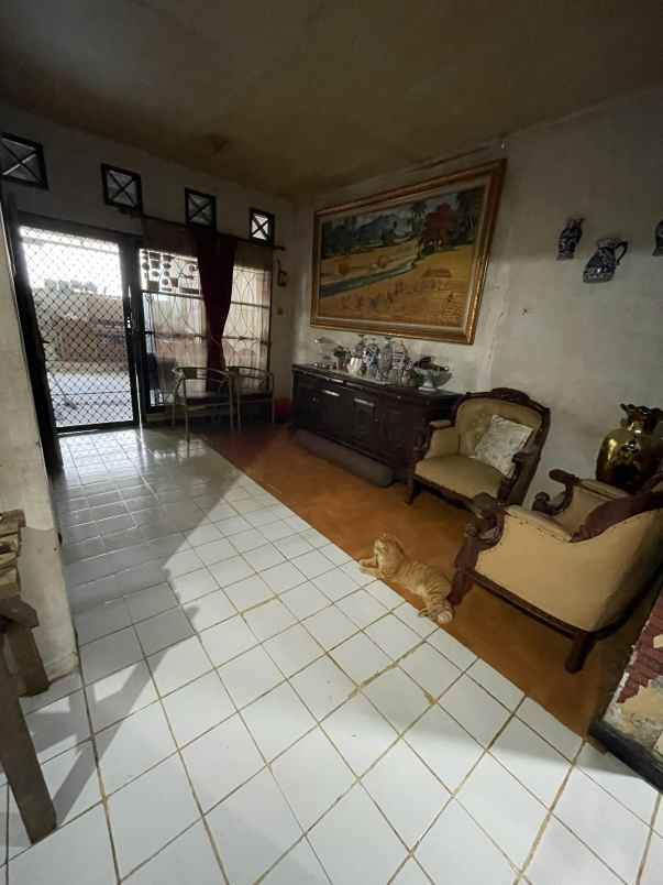 dijual rumah jl rajawali 6 blok dj6