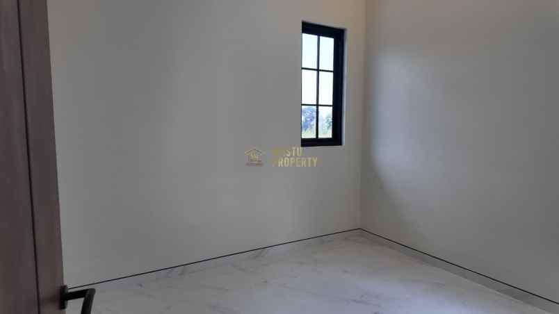 dijual rumah jl rejodani sariharjo