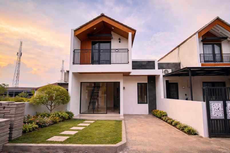 dijual rumah jl roro jonggrang no 26 22