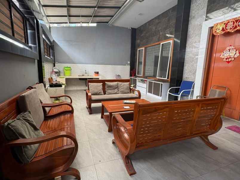 dijual rumah jl rosela wijaya kusuma