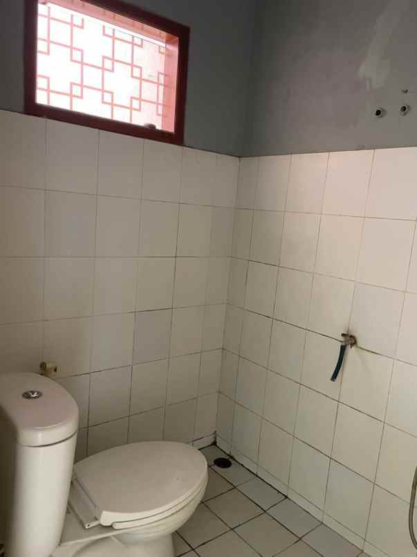 dijual rumah jl saluyu indah riung