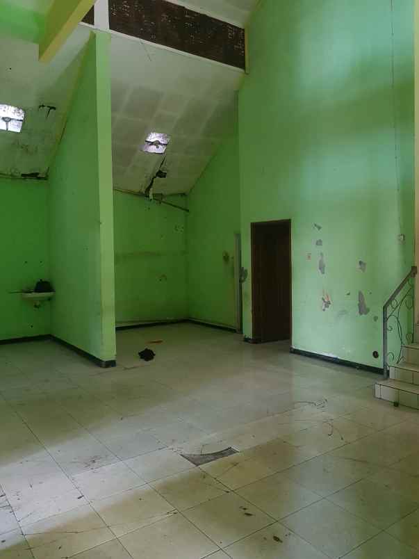 dijual rumah jl tlk pelabuhan ratu rt