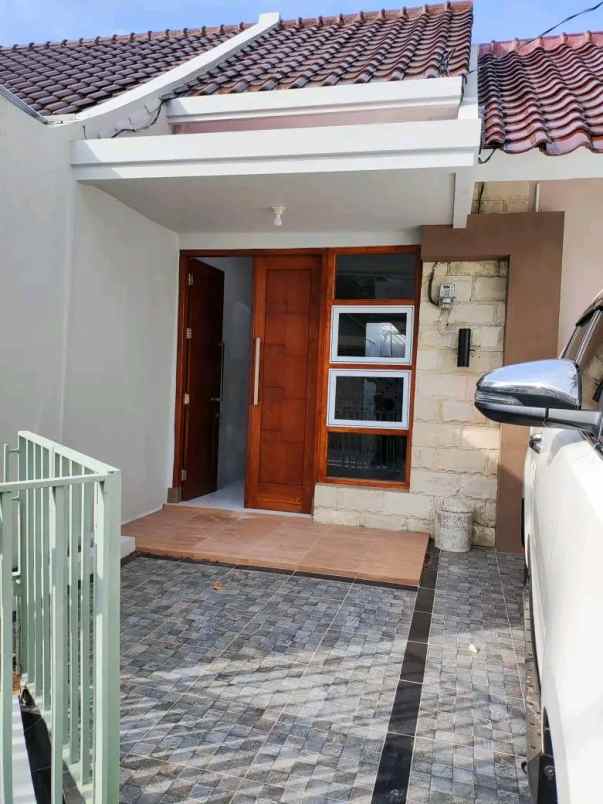 dijual rumah jl wates km 9