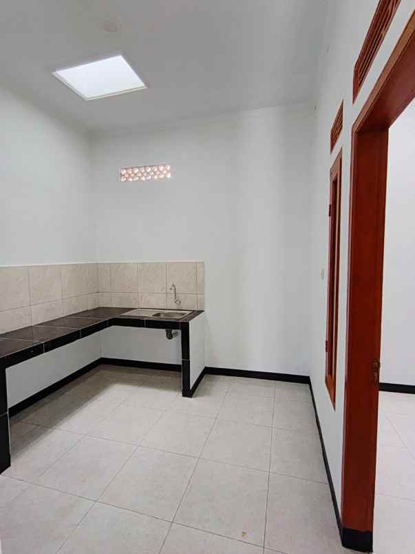 dijual rumah jln bojongwaru rancamulya