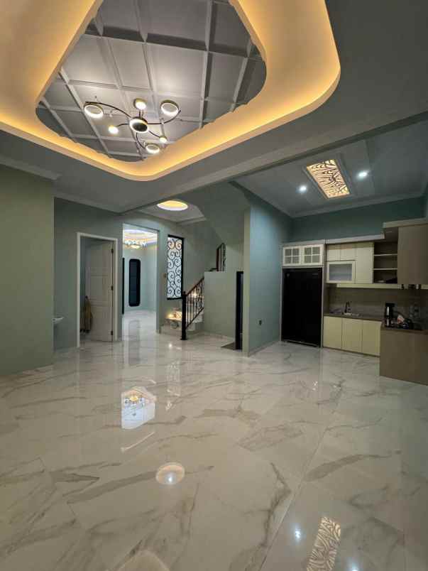 dijual rumah jln jagakarsa raya