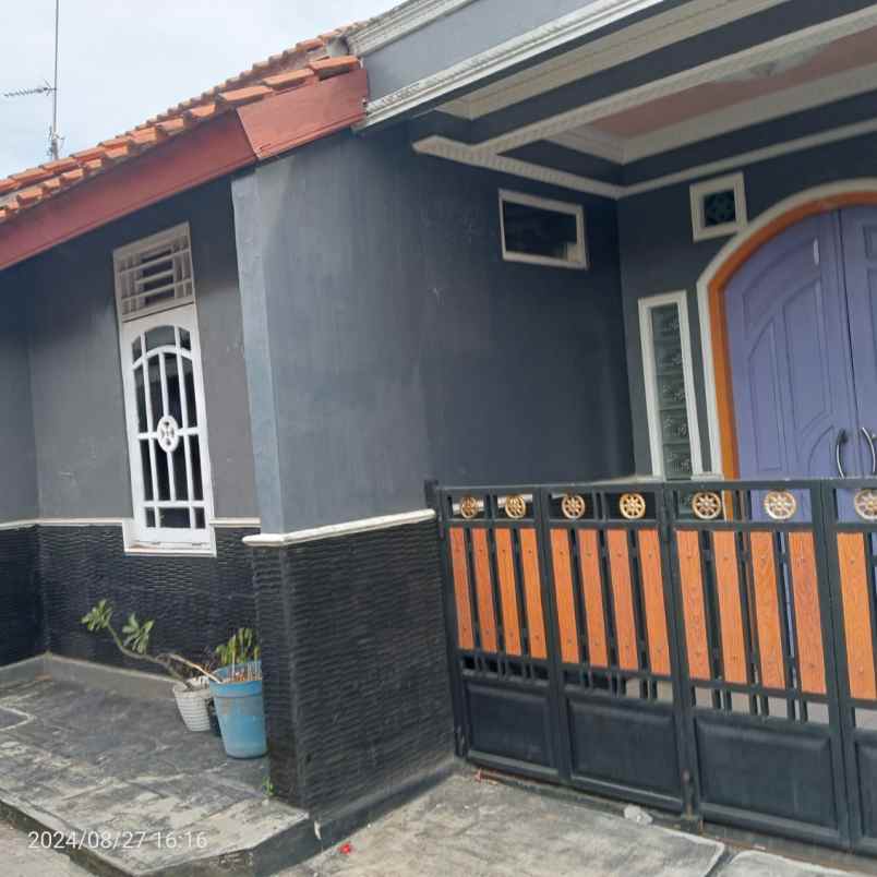 dijual rumah jln kalidonan cilacap