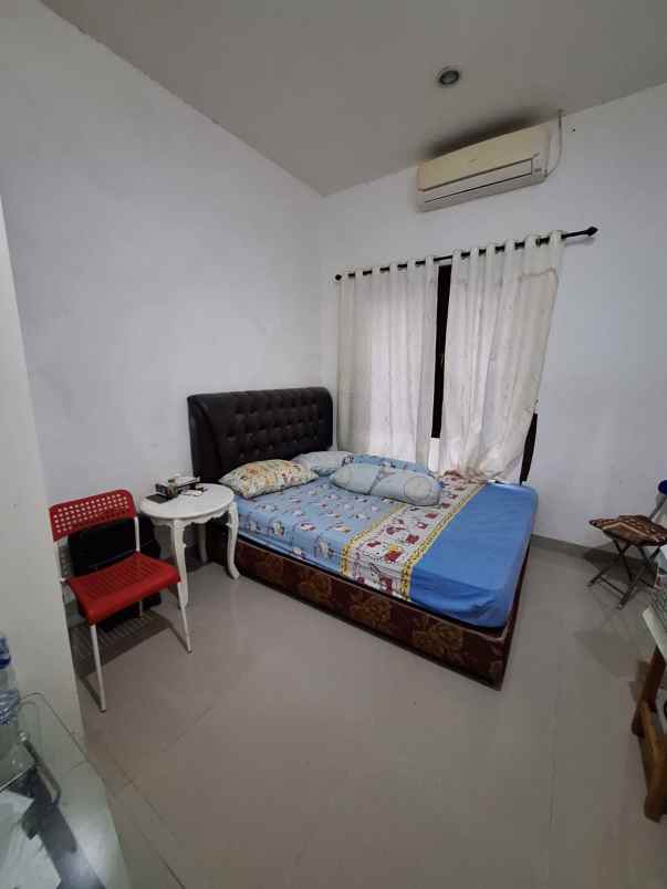 dijual rumah jln pondok aren raya