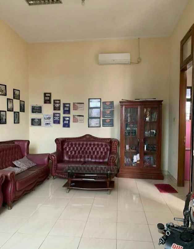 dijual rumah juanda