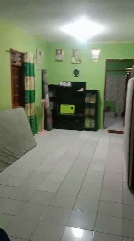 dijual rumah kadumangu