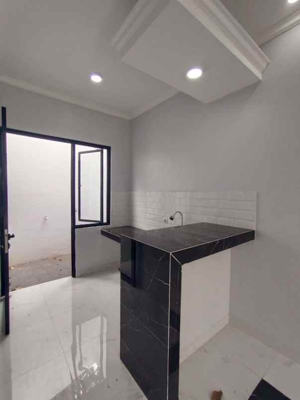 dijual rumah kalimulya cilodong depok