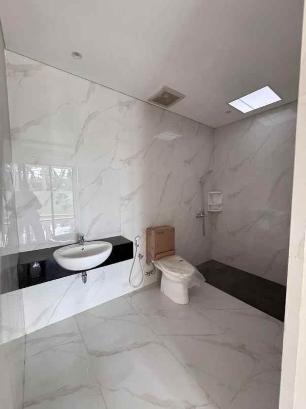 dijual rumah kantor muradi kembangarum semarang barat