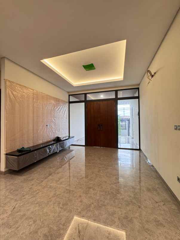 dijual rumah kantor muradi kembangarum semarang barat