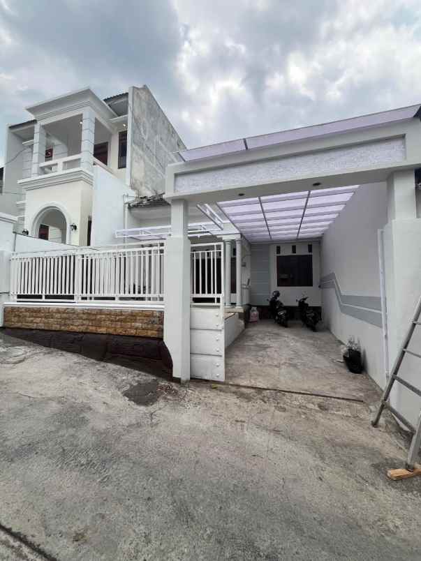 dijual rumah kapiworo sawojajar 2 malang