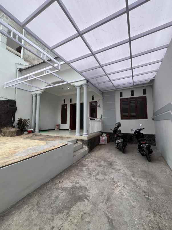 dijual rumah kapiworo sawojajar 2 malang