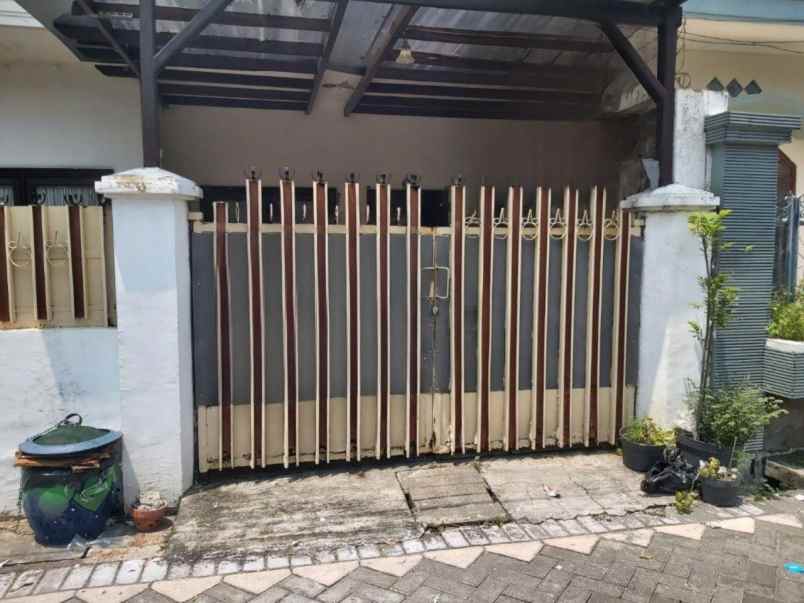 dijual rumah karang empat