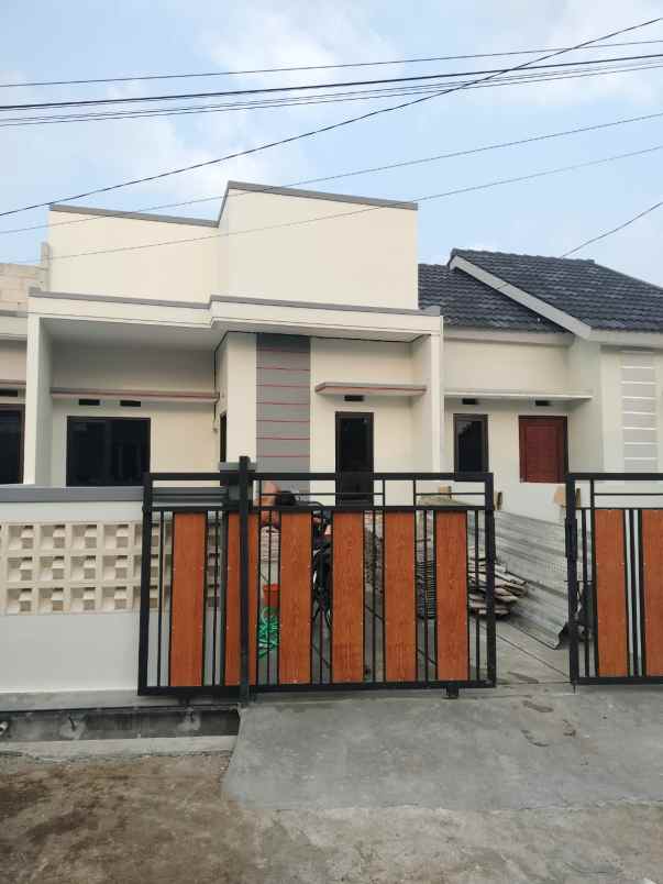 dijual rumah kec ngamprah